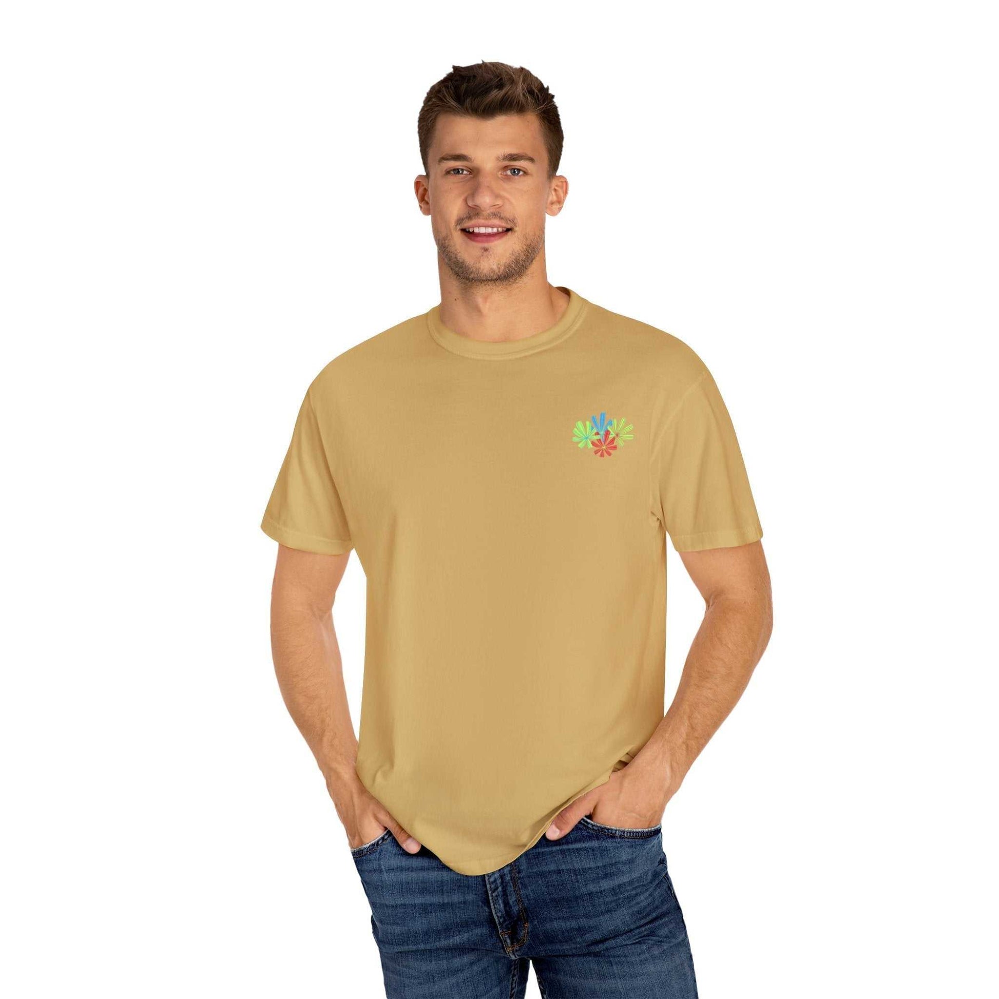 Island Tropical T-shirt in beige with colorful logo, ideal for beach vacations and summer parties.